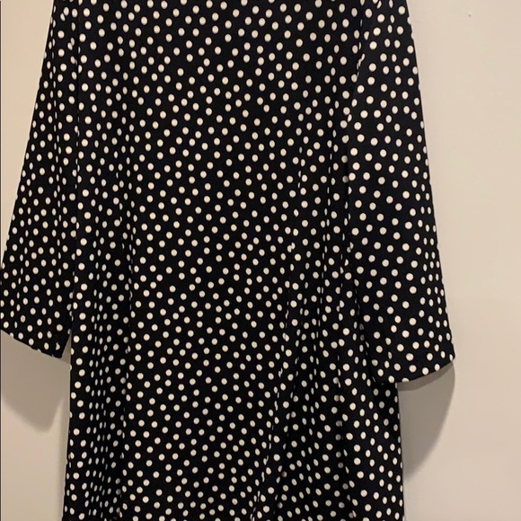 PRE-LOVED- DANNY &NICOLE 2Piece - Picture 6 of 6